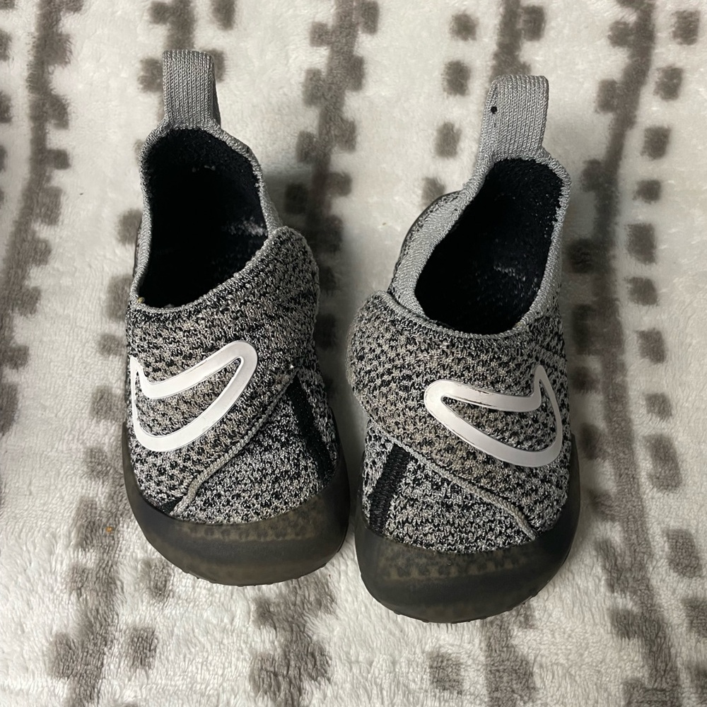 Nike Swoosh 1 (toddler)